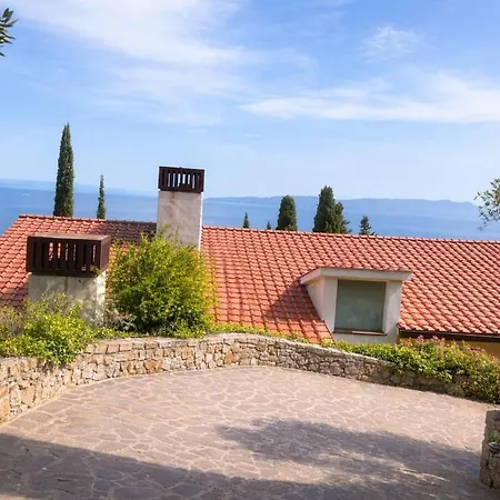Panoramica Giglio 3 Bedroom Sea View جيليو بورتو