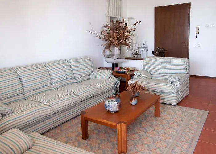 فيلة Panoramica Giglio 3 Bedroom Sea View جيليو بورتو